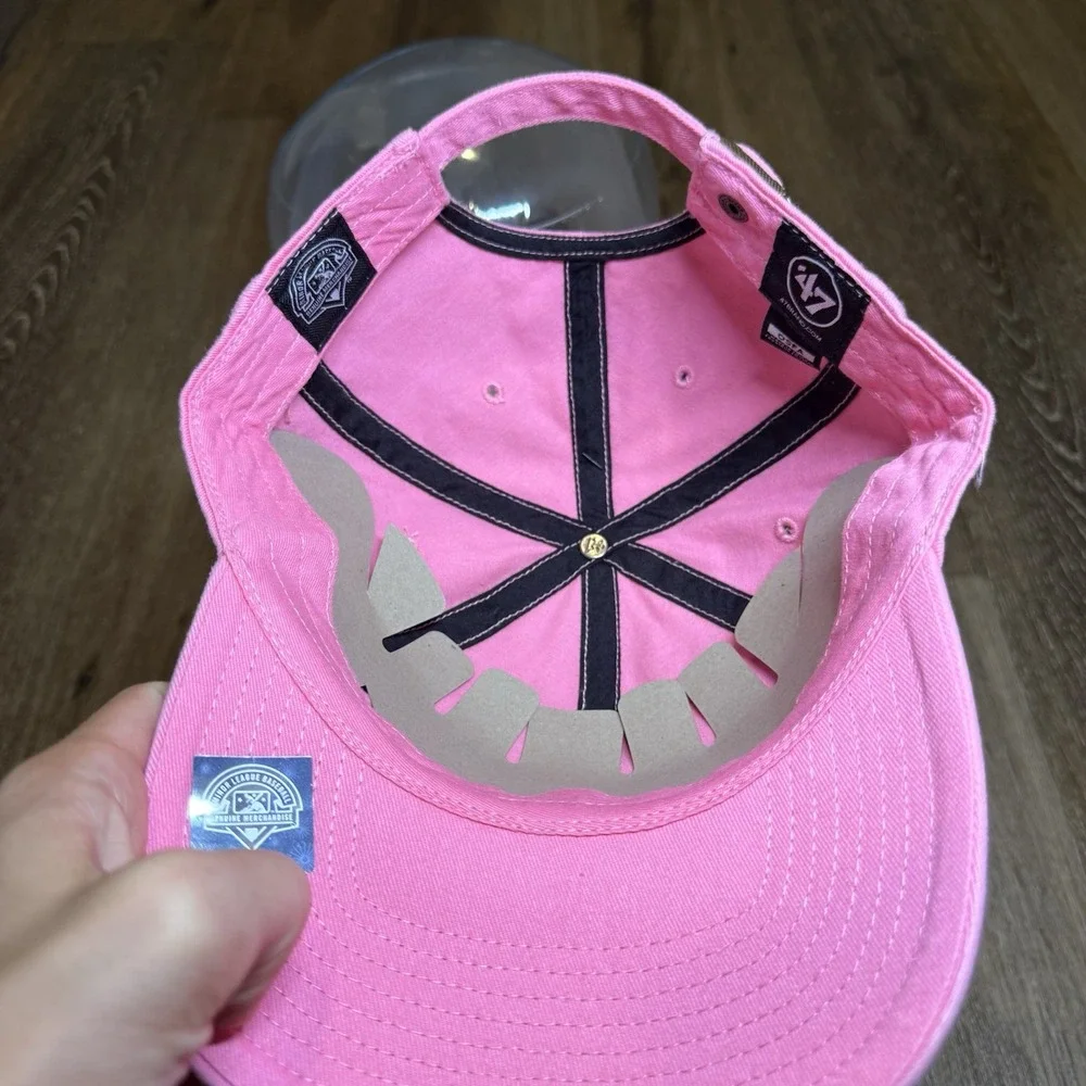 Clearwater Threshers Hat '47 Clean Up Pink Cap MiLB Adjust Strap Shark Phillies‎